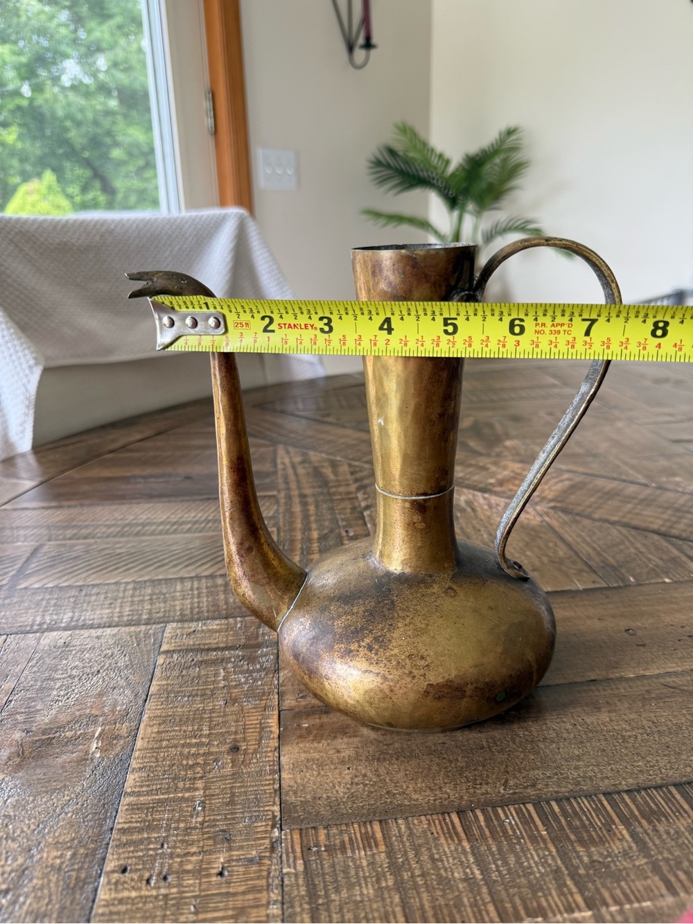 Vintage brass pitcher / vase - Picture 8 of 8